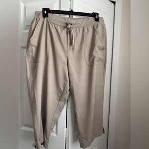 St. john’s Bay loose for capri pants, tan.  Size -XL